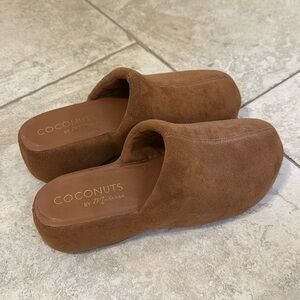 Coconuts by Matisse clogs 9